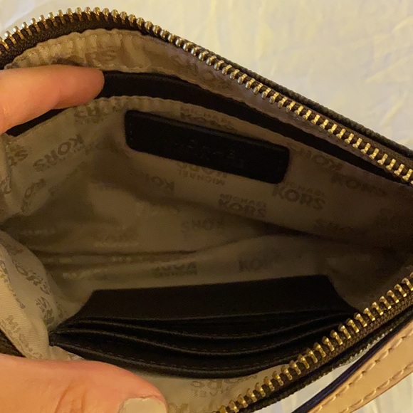 Michael Kors mini logo bag - Picture 4 of 4